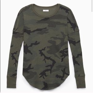 Aritzia TNA camo thermal top